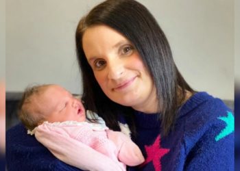 Обладательница самой большой семьи Великобритании родила 22-го ребенка