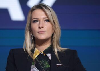 Уполномоченной по правам человека в России стала Яна Лантратова