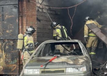 Мужчина пострадал при пожаре в гараже во Владикавказе