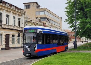 Школьники во Владикавказе больше не смогут бесплатно ездить на трамваях