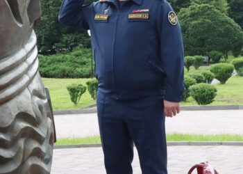 Личный состав УФСИН по Северной Осетии в День памяти и скорби возложил цветы на Аллее Славы