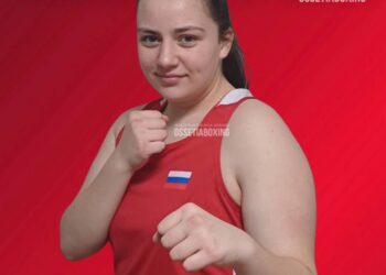Самира Итониева вышла в полуфинал юниорского чемпионата Европы по боксу