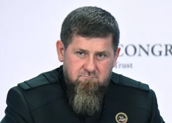 Кадыров призвал мужчин укоротить бороды