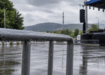Концерт ко Дню города отменен во Владикавказе из-за непогоды