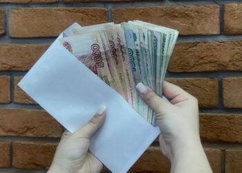 Почти 3 млн рублей потеряла жительница Владикавказа, пытаясь заработать на инвестициях