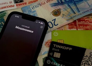 Мошенники начали рассылать вирусные файлы под видом бонусов на АЗС
