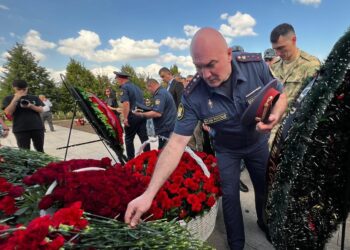 Руководство и личный состав УФСИН Северной Осетии почтили память жертв теракта в Беслане