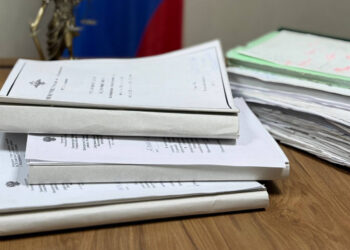 Травму двухлетней воспитанницы детсада «Интеллект» могут квалифицировать как побои