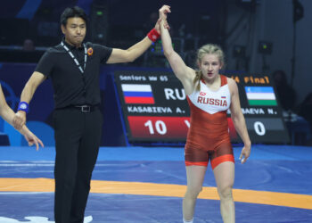Алина Касабиева вышла в финал чемпионата мира по борьбе